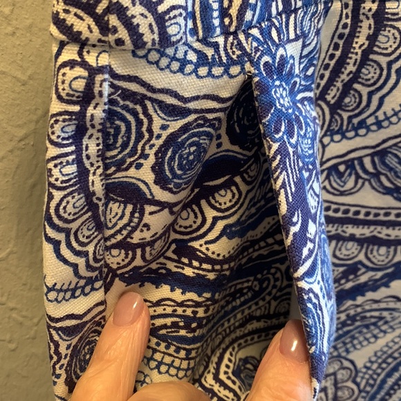 Talbots Women's Bermuda Shorts Blue & White Paisley Walking Long Women’s Sz 10 - Picture 5 of 8